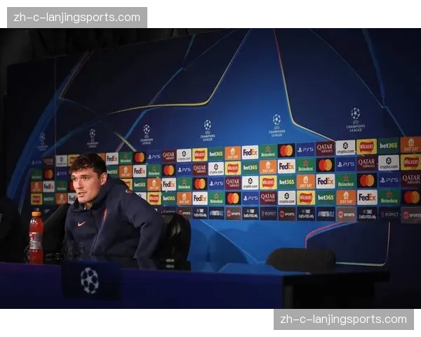 克里斯滕森缺席防线重组 巴萨中卫组合面临轮换考验